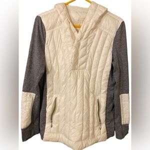 Calvin Klein white and gray pull over puffer vest jacket size L